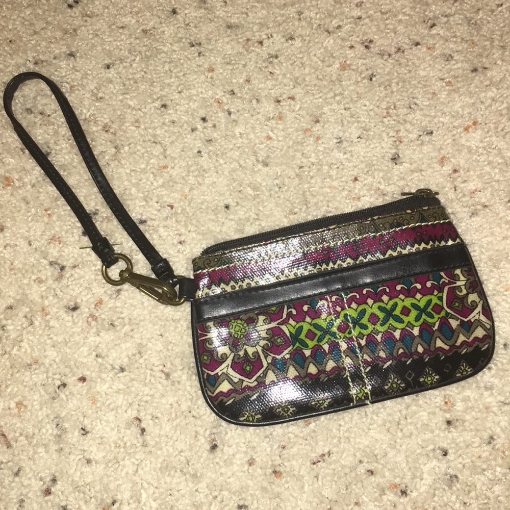 Patterned wristlet